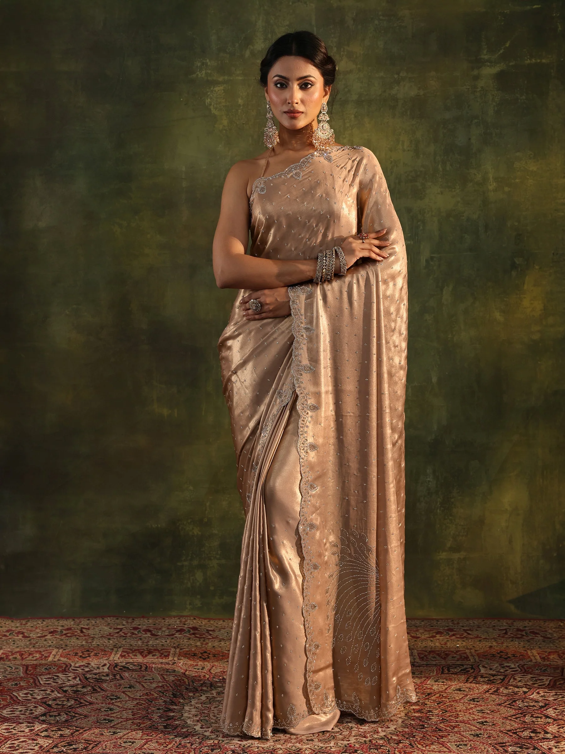 Beige Embellished Silk Blend Saree With Unstitched Blouse Piece - Image 3