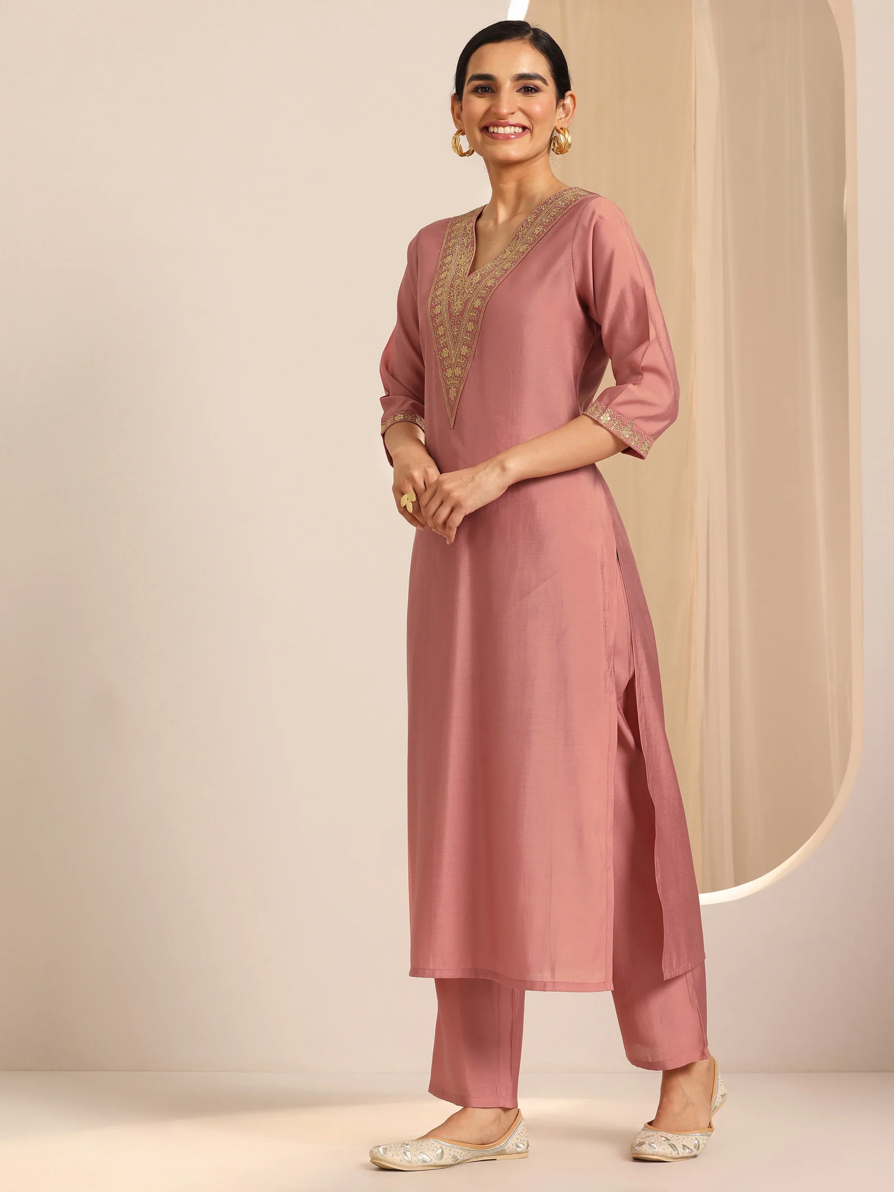 Peach Solid Silk Blend Straight Kurta Set - Image 2
