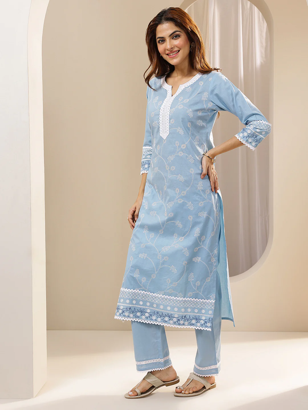 Blue Embroidered Cotton Straight Suit Sets With Dupatta - Image 2