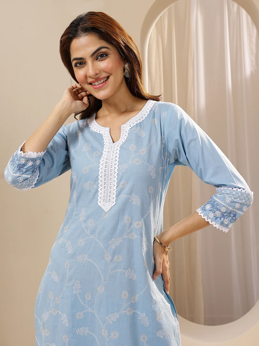 Blue Embroidered Cotton Straight Suit Sets With Dupatta - Image 4